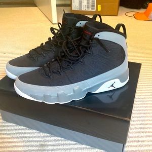 Air Jordan 9 Retro “Shadow Grey” DEADSTOCK